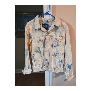Urban Outfitters BDG Light Acid Wash Denim Jacket